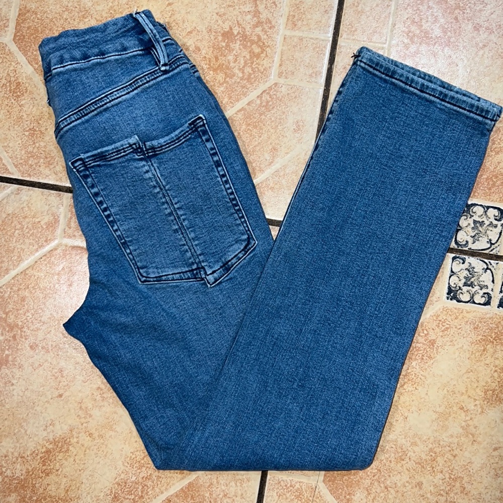 Good American Mid Wash Blue Straight Leg Jeans